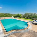 Seven Spring Villas